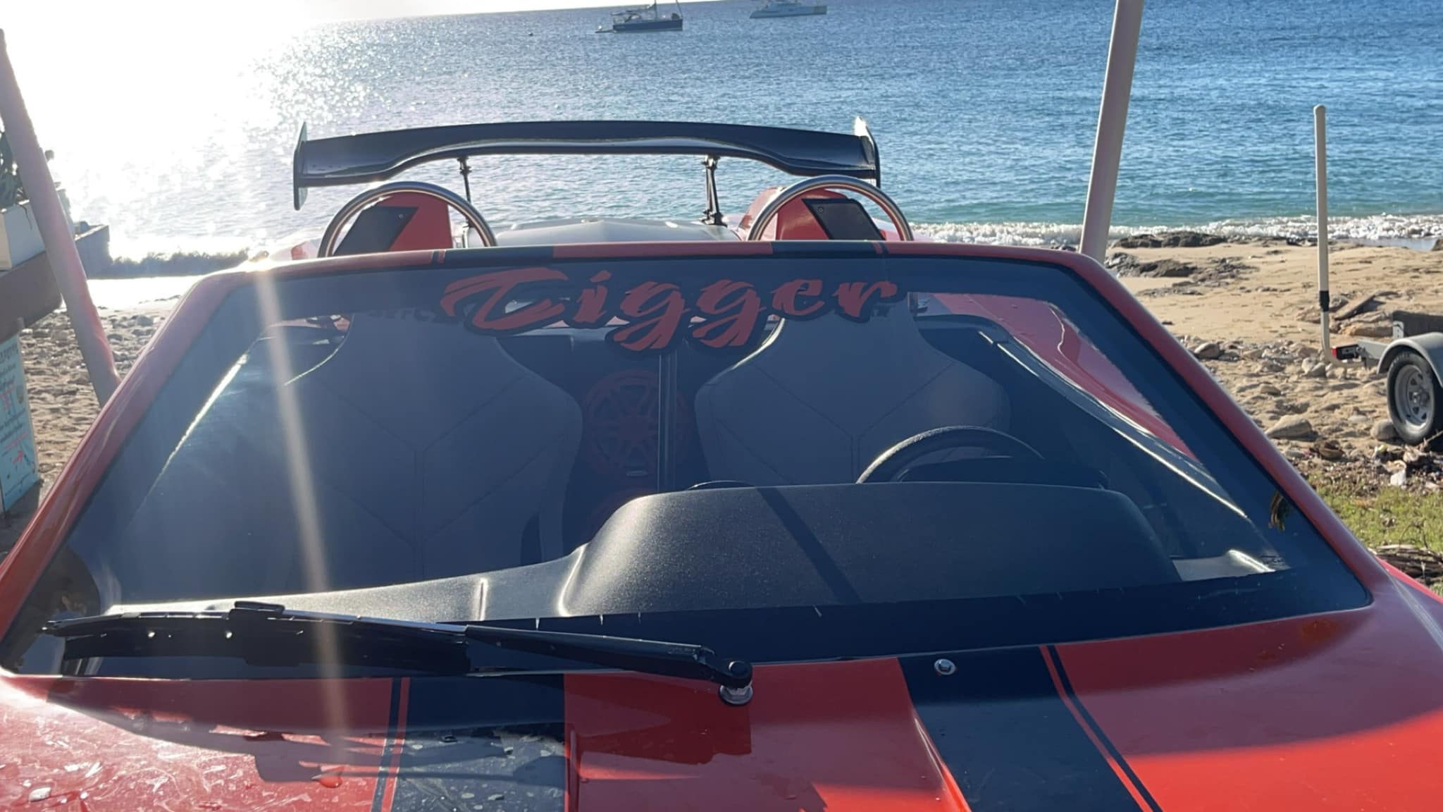 Custom windshield banner