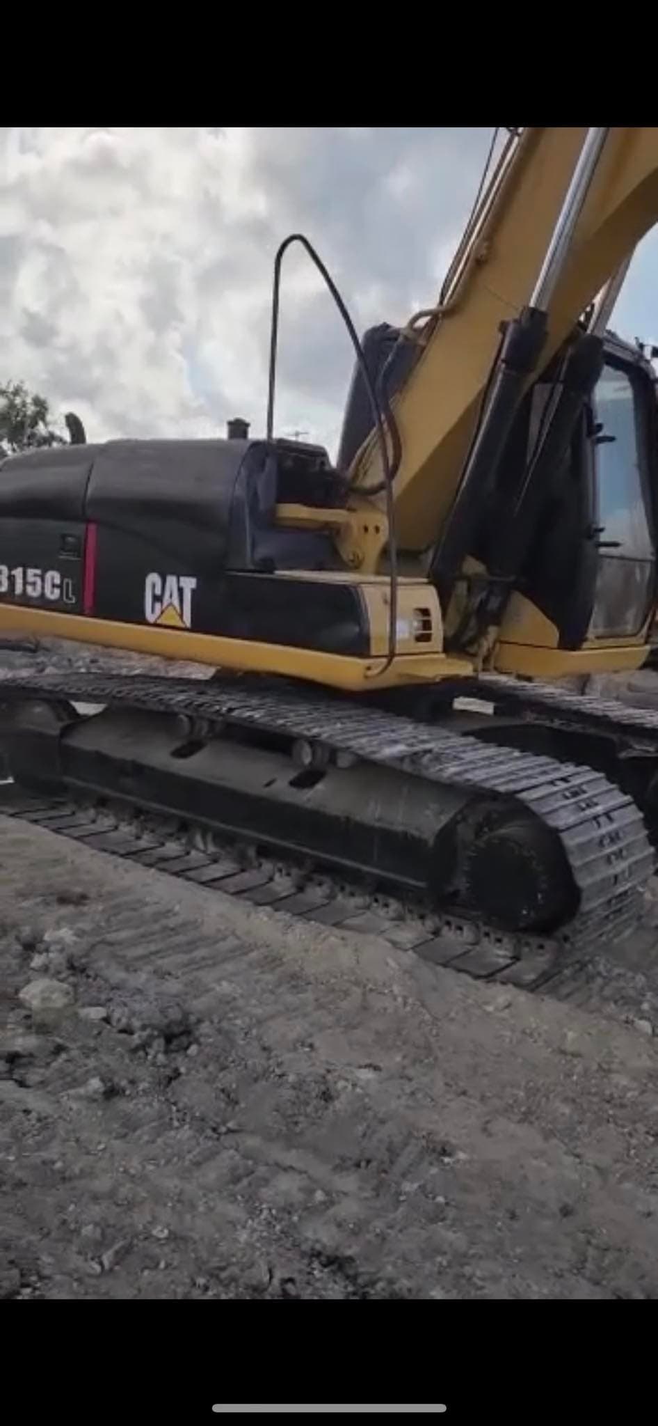 Custom windshield banner